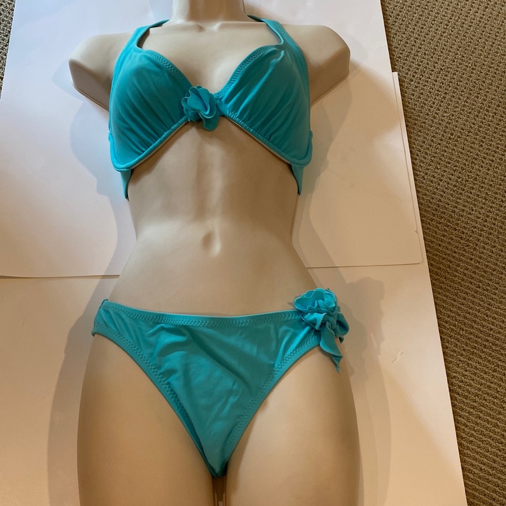 ESPRIT BEACH BIKINI IN TURQUOISE WITH FLOWERS